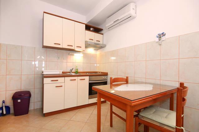 Villa Rosanda Apartments Trogir Exteriör bild